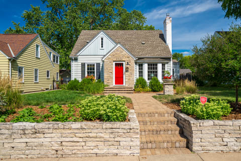 Welcome to Shoreline Villa!